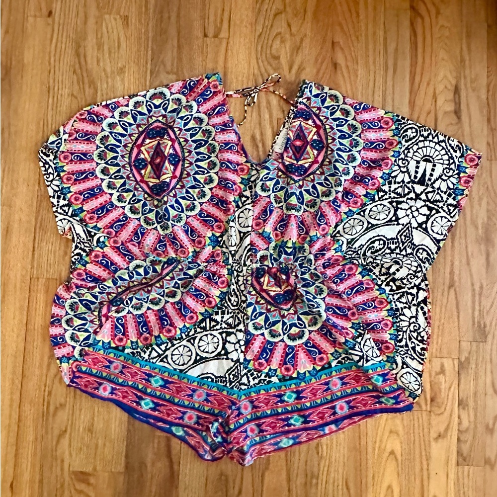Multicolored Romper with Flutter Like Sleeves